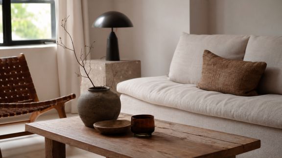 Associer différents matériaux pour une déco de salon originale