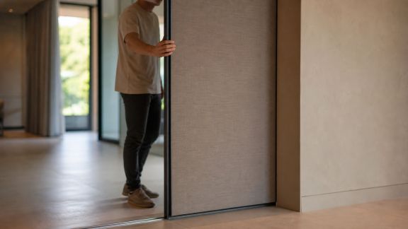 Installer des cloisons amovibles pour redéfinir vos espaces